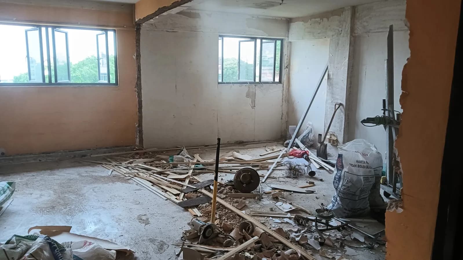 HDB Hacking and Demolition Rules Singapore: What You Can and Cannot Do